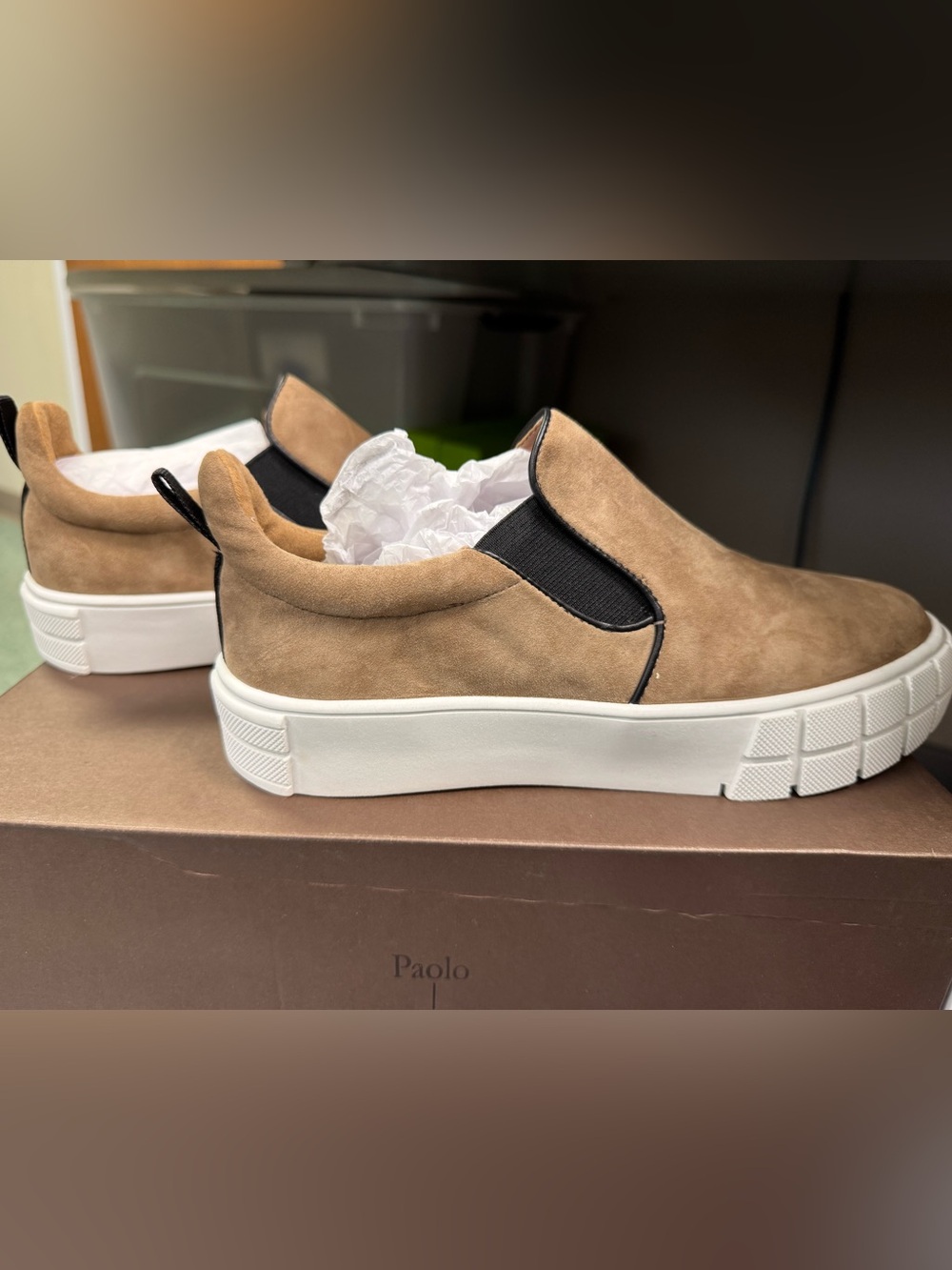 Linea Paolo women’s Tan Suede Slip-On Platform Sneakers *BRAND NEW*